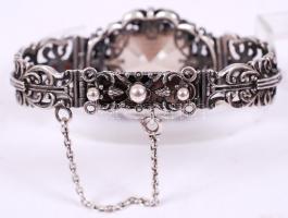 Filigrán ezüst (Ag.) karkötő és gyűrű, csiszolt féldrágakövekkel, jelzés nélkül, biztonsági lánccal,...