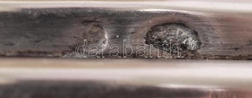 Ezüst (Ag.) talapzatú üveg kehely, jelzett, csiszolt, többrétegű, hámozott, apró csorbával, m:15 cm,...