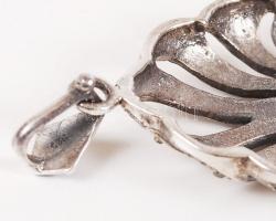 Ovális, áttört ezüst függő markazit és gyöngyház  berakással díszítve / Silver pendant oval, with na...