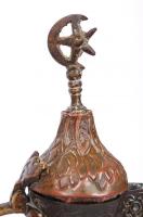 Antik arab mokkás hiányos készlet tálcával, réz, gazdagon díszített, üveg betét nélkül, több helyen ...