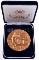 Japán DN "Szabad Demokrata Párt Japán" aranyozott Br emlékérem (70mm) dísztokban T:1
Japan...