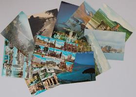 12db használatlan, színes képeslap