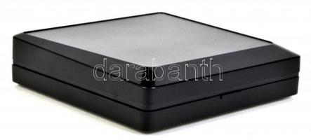 Kósa István (1953-) 2004. Bajai Éremtani Egyesület által kiadott "Európai Unió Nemzetegyesítési...