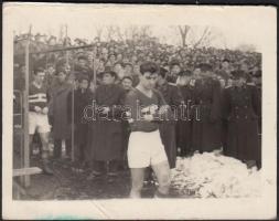 1950 Kocsis Sándor az Aranycsapat labdarúgója a Honvéd színeiben pályára lép 10x8 cm