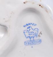 Aquincum fürdőző akt, kézzel festett, jelzett, hibátlan, m:22 cm / 
Girl having a bath, hand painted...