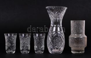 Repesztett (kraklé) üveg pohár, hibátlan m:17 cm + Metszett üveg váza 3 db pohárkával/ Glass vase with 3 glasses 21 cm, 9 cm