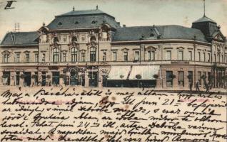 Nyíregyháza, Korona szálloda, Hoffmann Adolf kereskedése