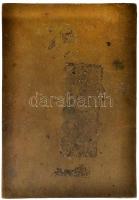 Ausztria / Bécs 1910. "Nagymamai odaadás" Br plakett, jobbra néző kendős öreghölgy rózsafü...