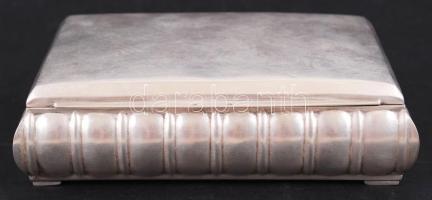 1937-1965 800-as tisztaságú, ezüst (Ag) dohányos dobozka, fa betéttel, "dianás" jelzéssel,...