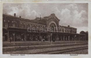 Ramnicu Sarat railway station (small tear)