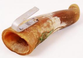 CCa 1900 Szaru kaszakőtartó, lófej és patkó faragással, m:18 cm