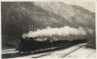 Steam locomotive photo