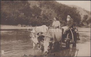 Romanian folklore, ox cart, photo