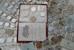 1971-85. Forgalmi szettek 1971,1972 (3x), 1973 (3x), 1974 ( 2x), 1975,1976 (2x), 1977,1979 (2x), 1981,1982,1984,1985 totál 19db T:BU