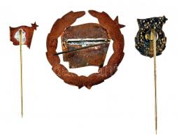 1957. "KISZ" zománcozott kitüntetés miniatűrrel eredeti dísztokban T:1