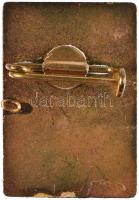 ~1960. "Magyar Olimpiai Bizottság" zománcozott jelvény dísztokban T:1