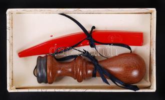 Bortoletti modern pecsétnyomó (Zs.M. monogrammal) és viasz díszdobozban leírással / 
Bortoletti stam...