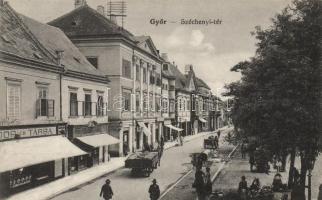 1917 Győr, Széchenyi tér, Simon Ferenc üzlete, dohány tőzsde, utcai árusok, szekerek (fl)