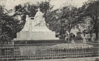 Pozsony Petőfi szobor / statue