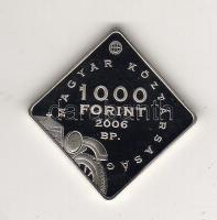2006. 1000Ft "Ford T modell" szögletes pénz, eredeti kapszulában tanúsítvánnyal és ismertető prospektussal T:PP