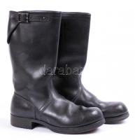 Német bőr betétes katonai csizma, jó állapotban, méret:26 (kb 42)