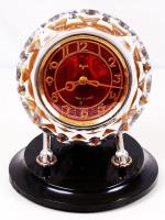 Retró szovjet Majak asztali óra, üveg, fém, műanyag, m:19 cm