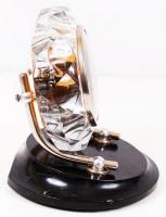 Retró szovjet Majak asztali óra, üveg, fém, műanyag, m:19 cm