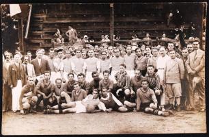 cca 1920 A Ferencváros focicsapata fotólap, az aranykorból