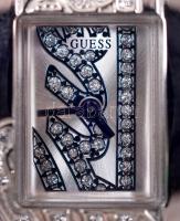 Guess női karóra bőr szíjon, strasszokkal díszítve eredeti tokban, újszerű