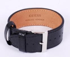 Guess női karóra bőr szíjon, strasszokkal díszítve eredeti tokban, újszerű