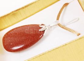 Aventurin függő, kapcsos függesztővel, díszdobozban / Aventurin pendant