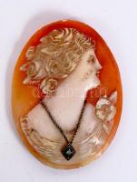 Kagyló camea, antikizáló női büszt ábrázolással, ezüst rátéttel, cirkónnal  1930 körül, 4,5×3 cm