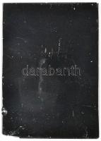 Berán Lajos (1882-1943) ~1940. "Magyar Sí Szövetség" Br plakett (48x55mm) tömör üveglapon ...