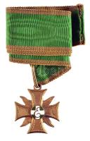 Azonosítatlan külföldi zománcozott egyházi kitüntetés zöld mellszalagon T:2 Unidentified ecclesiastical cross decoration on green ribbon C:XF
