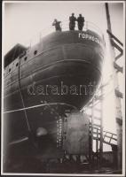1940 Orosz megrendelésre épülő hajó a Ganz gyárban, 18x12 cm