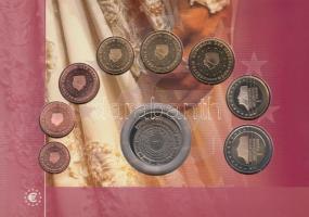 Hollandia 2002. 1c-2E 8xklf db + esküvői érem "Hivatalos esküvői éremszett" T:BU
Netherlan...