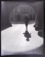 Cca 1940-1950 Ellenfényben, jelzetlen, 30x24 cm