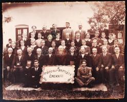 1941 A karcagi baptista énekkar csoportképe alapításának 40 éves évfordulója alkalmából, 22x28 cm, kartonra ragasztva