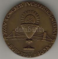 1938. "Eucharisztikus Kongresszus" nagy Br plakett. Szign:Madarassy T:2