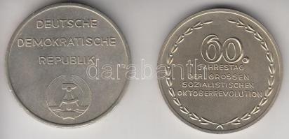NDK 1977. "60. éves az októberi forradalom" + "Berlin NDK fővárosa" Ni emlékérmék T:1-,2 GDR 1977. "60th anniversary of the revolution" + "Berlin Haupstadt" Ni commemorative medals C:VF