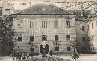 Vác Siketnéma Intézet udvara (EK)