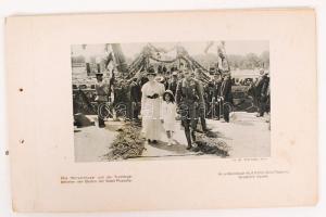 Az uralkodópár 1918 július 16-án Pozsonyban tett látogatásának emlékére 22 lapos képes füzet lapjai,...