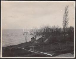 1934 Balatongyörök húsvétkor, fotó hátulján feliratozva, 8x11 cm.