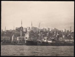 1933 Isztambuli városképrészlet, 9x12 cm.