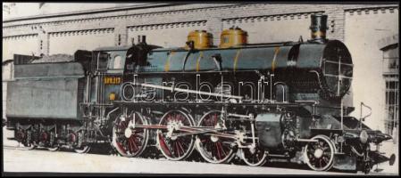 cca 1940-1950 Ganz mozdony, színezett kópia, Fekete István (Budapest) fényképész hagyatékából, 9x23 cm.