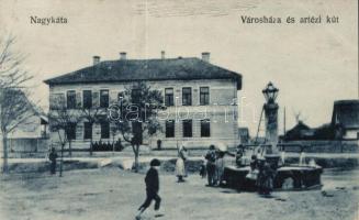 Nagykáta, városháza, artézi kút (EK)