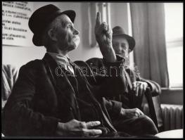 1975 Molnár Edit: Kettős portré, jelzetlen, bemutatva a Magyarország ma című fotókiállításon 1975-ben, a Magyar Munkásmozgalmi Múzeumban, 18x24 cm.