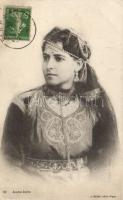 Young Jewish woman, Judaica