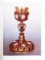 A hit asztala, Az áldozattól az istentiszteletig, Öt vallás liturgikus tárgyaiból. Budapest, 1990, O...