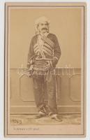 cca 1870-1880 Sebah (Constatinople): Török harcos, műtermi vizitkártya, 6x10 cm.